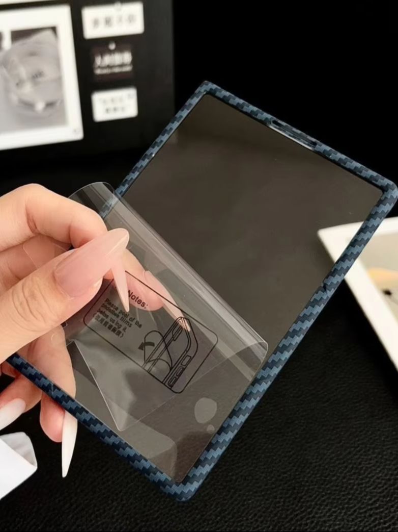 Ultra İnce Karbon Fiber 360 Ek - Screen Protector Film incelemesi ve fiyatı