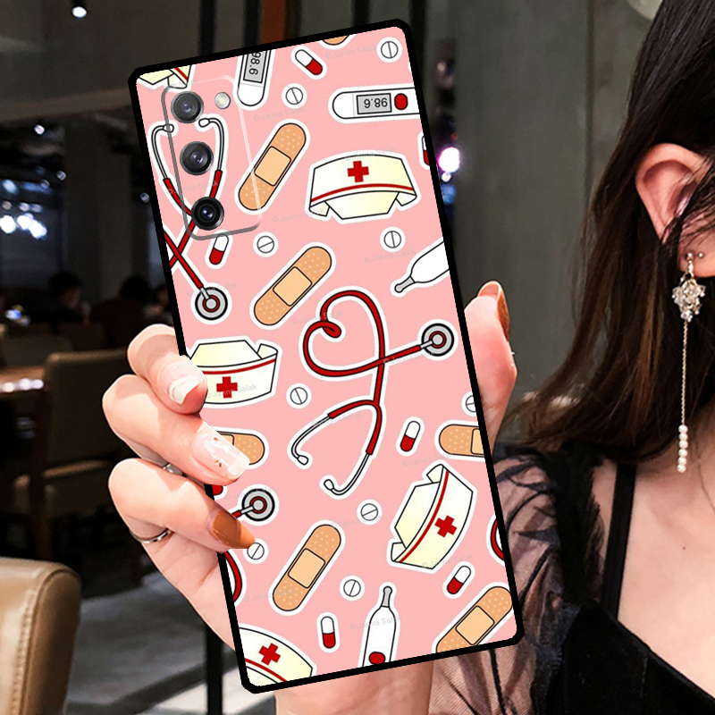 Karikatür Tıp Doktor Hemşire T - Samsung Galaxy S24 incelemesi ve fiyatı